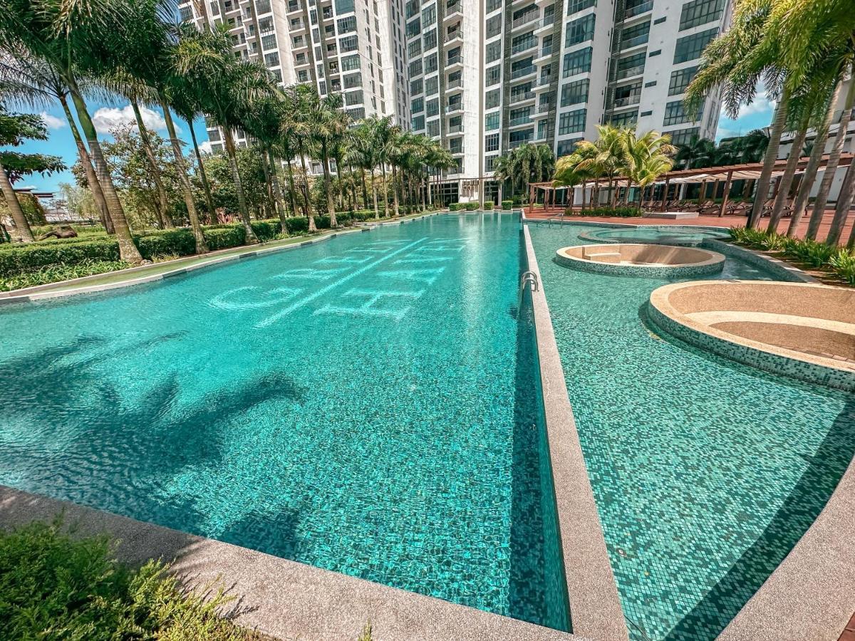 Starry Homes @ Green Haven 2Beds 2Bath+Pool View Masai Luaran gambar
